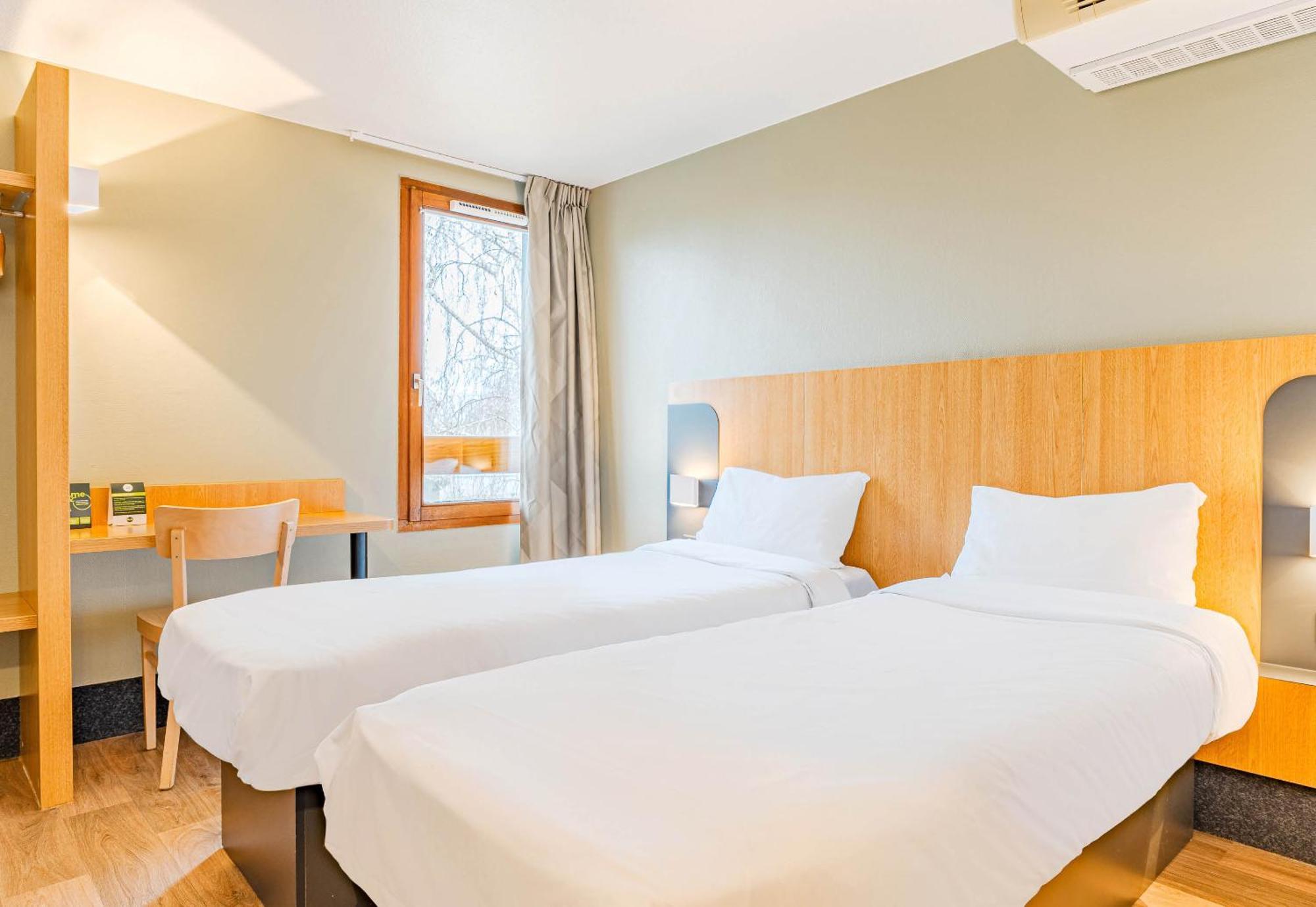 B&B Hotel Poitiers 3 Futuroscope Chasseneuil-du-Poitou Esterno foto